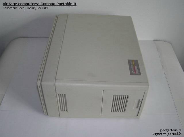 Compaq Portable II - 08.jpg